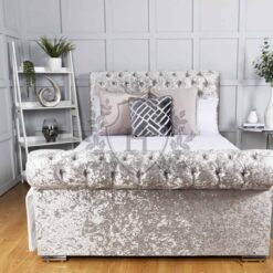 sleigh bed crushed velvet2